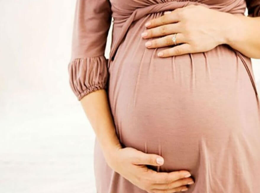 Phụ nữ có thai không nên uống tinh bột nghệ